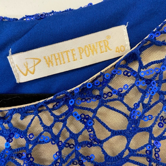 Maxi Blue Dress with Floral Design Size M - Picture 5 of 6